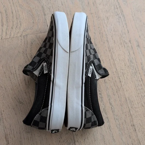 Vans Black and Gray Checkered Slip-On Sneakers Women's 5.5 - Picture 5 of 8